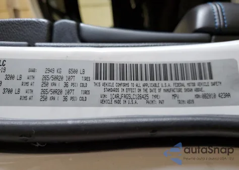 2020 Jeep Grand Cherokee Laredo z USA, uszkodzony, nr VIN 1C4RJFAG5LC126425